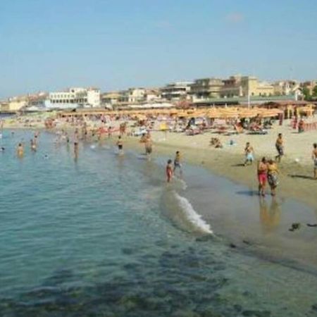 Apartament Cosy Studio Flat On The Seaside Lido di Ostia Zewnętrze zdjęcie